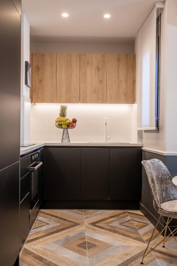 Exarcheia Vibe Penthouse 1 Apartment Athena Bagian luar foto